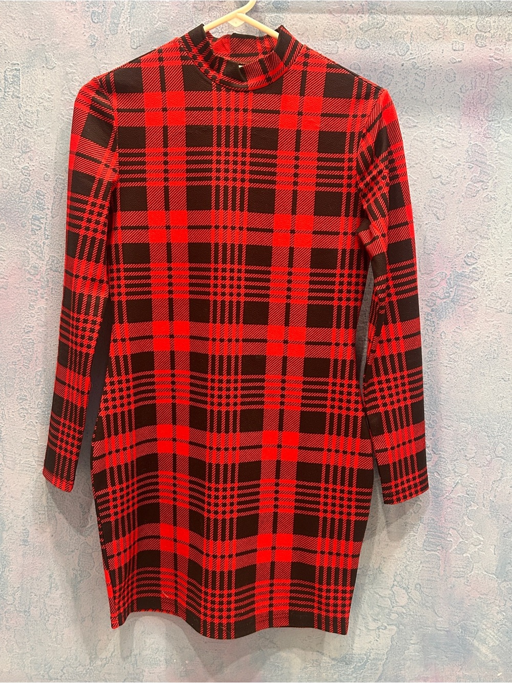 Red and Black Plaid Long-Sleeve Dress